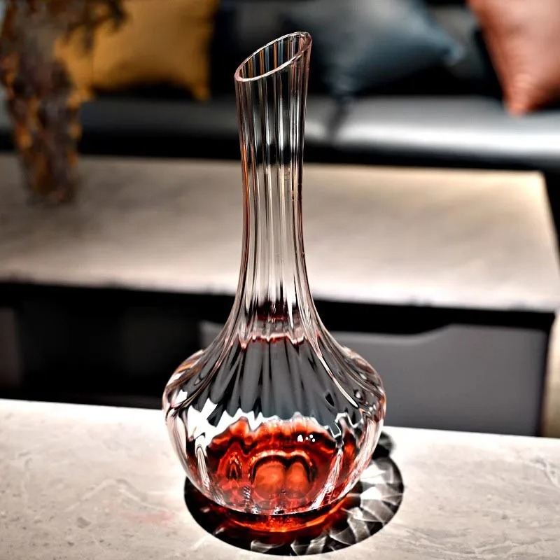 Wine Aerator Pour - Elegante Caraffa Europea in Cristallo Scanalato